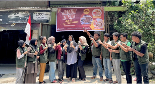 KKN-MAs 103 Dorong UMKM Buana Bhakti Naik Kelas Lewat Branding Kemasan dan Digitalisasi