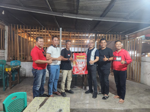 Ketua DPRD Riau Dukung Pacu Jalur Tepian Narosa 2025 dengan Sponsori Tiga Jalur
