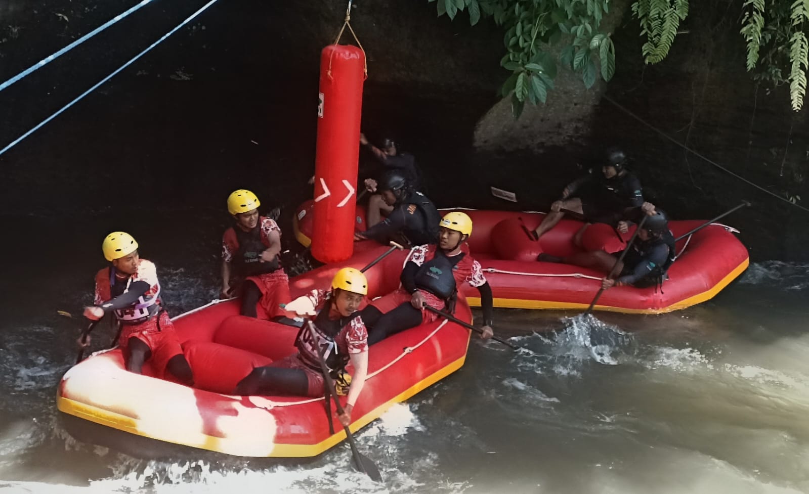 Raih Tiga Emas, Jawa Timur Kuasai Nomor Head-to-Head Kejurnas Arung Jeram 2026