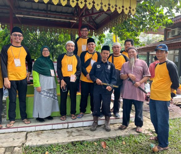 Dekanat Fisip dan IKA Fisip Universitas Riau Sukses Menggelar Qurban Idul Adha 1444 H / 2023 M